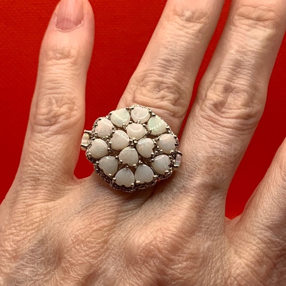 WHITE OPAL TOPAZ HEART RING - Picture 2 of 7